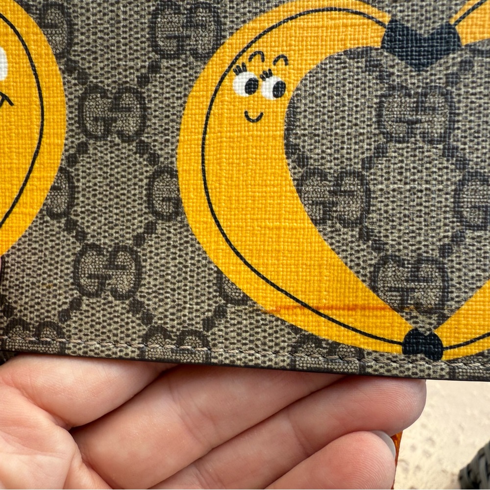 Gucci Banana Diaper Bag- VERY RARE ❤️ - Picture 3 of 15